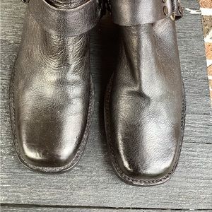 Balenciaga black leather harness buckle  mules Shoes Sz 8 1/2 Rare